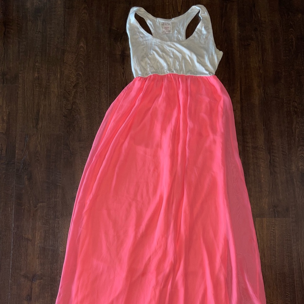 Maxi dress small